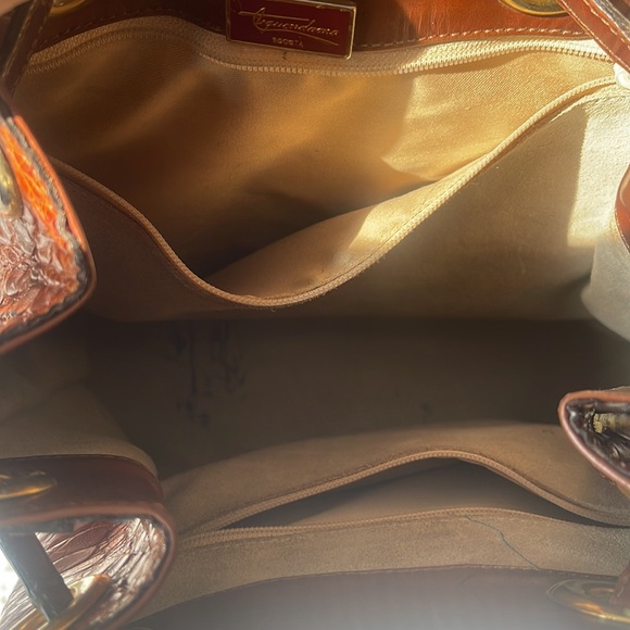 Genuine crocodile leather crossbody purse by Tequendama Bogota. - Picture 8 of 8